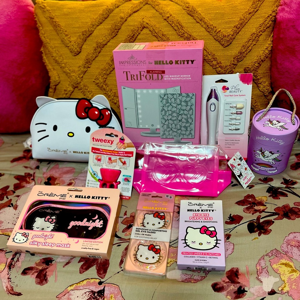 HELLO KITTY ULTIMATE BEAUTY BUNDLE!